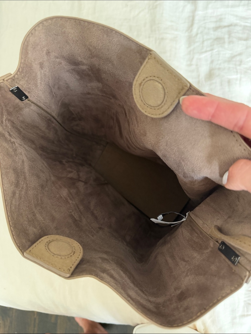 Suede-like Bucket Shoulder Bag in Taupe - Picture 3 of 4
